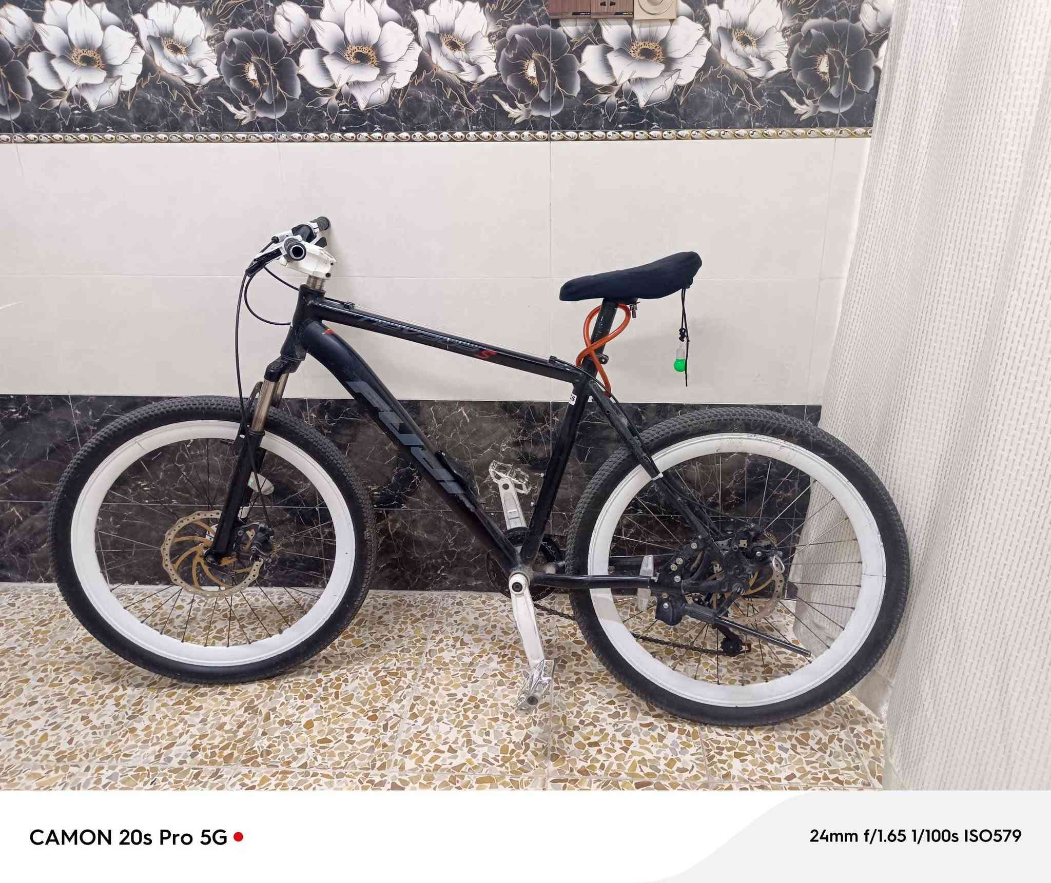 بايسكل للبيع 🚲
سعر 150
وبي مجال 
العنوان موصل أيمن
رقم الهاتف ***********
🚲🚲🚲🚲🚲🚲🚲🚲🚲🚲🚲🚲
