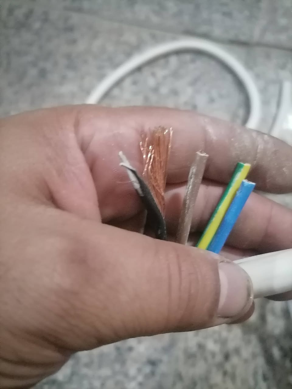 فلكس جديد نحاس مئة بالمئة
منشأ تركي
الاحجام
4في4 المتر ب2750
4في6 المتر ب4000
4في 10 ب7500
مكاني بغداد
***********
