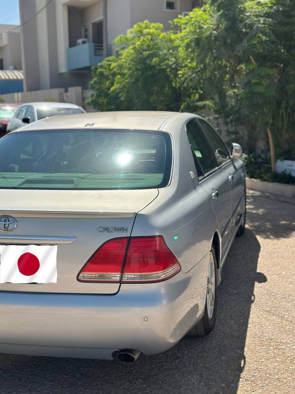 للبيع شاهينة كراون ٢٠٠٤
أصولي قرار 48 مكفولة فووول عدا الفتحة
شاصي ١٨٢ رقم إنگليزي شرط المداور 
الجوه تحوير نجف 
سستم حساسات أمامي خلفي
رادار مانع إصطدام بلادي شغال
دواخل جلد بيجي
وهواي مواصفاتها معروفة 

السعر 168
مكان السيارة النجف 
***********
