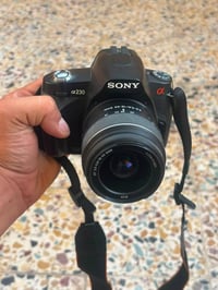 سوني A230 • عدسة 18-55 • نظيفة ٩٥٪
