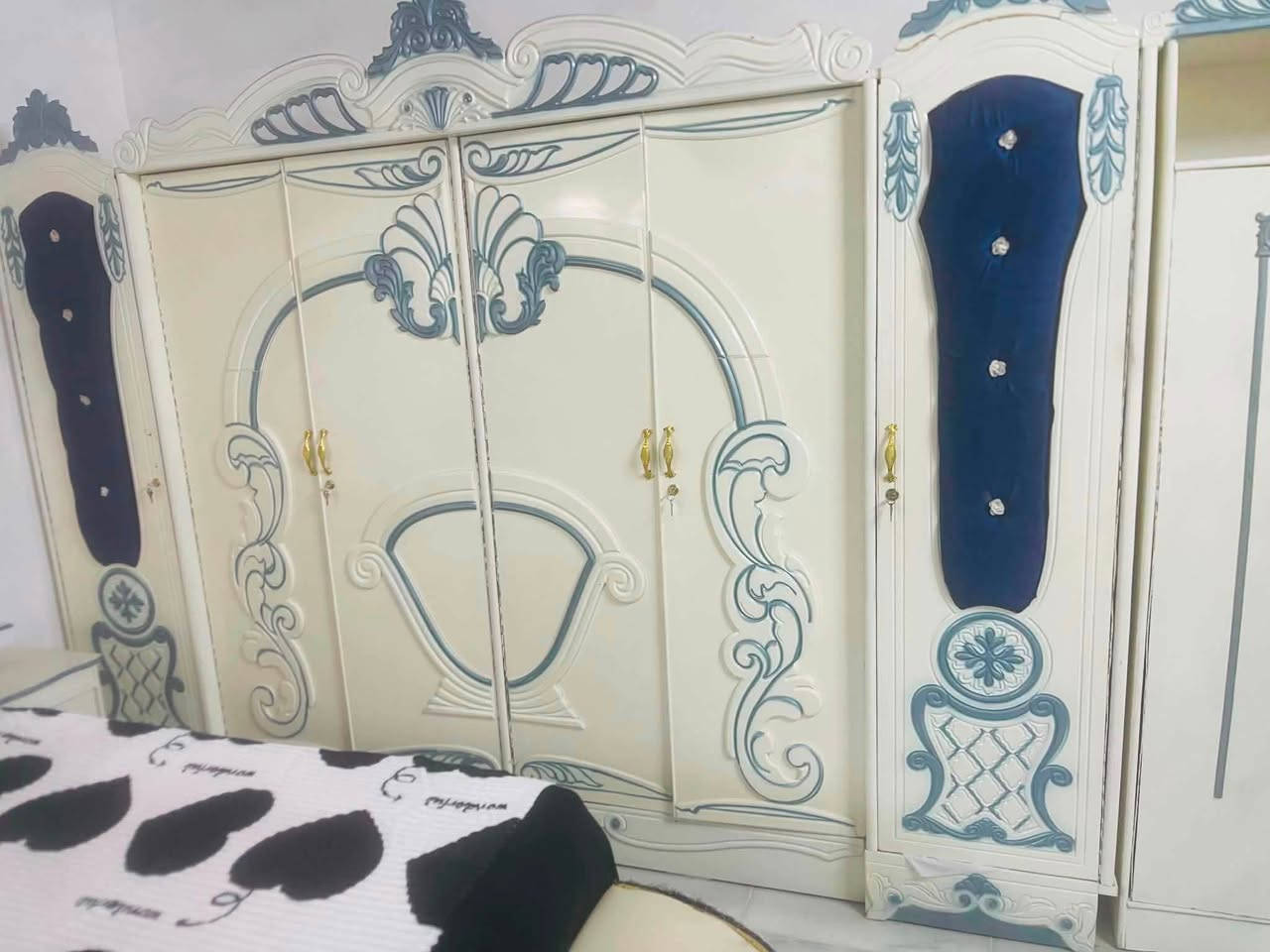 سلام عليكم غرفه خشب عراقي فصال تركي ماليزي السعر 550
مكان موصل 
*********** وتس خط
