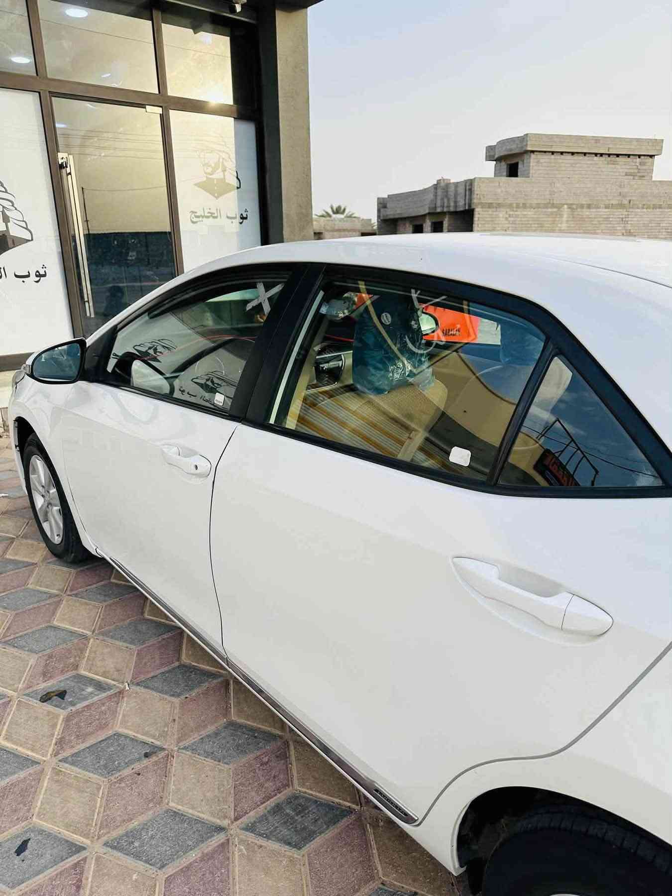 السلام عليكم
كورلا 2015 خليجي محرك 2000   

رقم بغداد تحويل ثاني يوم

اشاير بالمري 

حساسات    

تحكمات ستيرن 

تشغيل عن بعد

داخل لونين

بيها صفحه و البنيد مبدل  بدون دواخل موضح بل صوره

مكان الرمادي

السعر120 

 وبيها مجال للشراي***********
