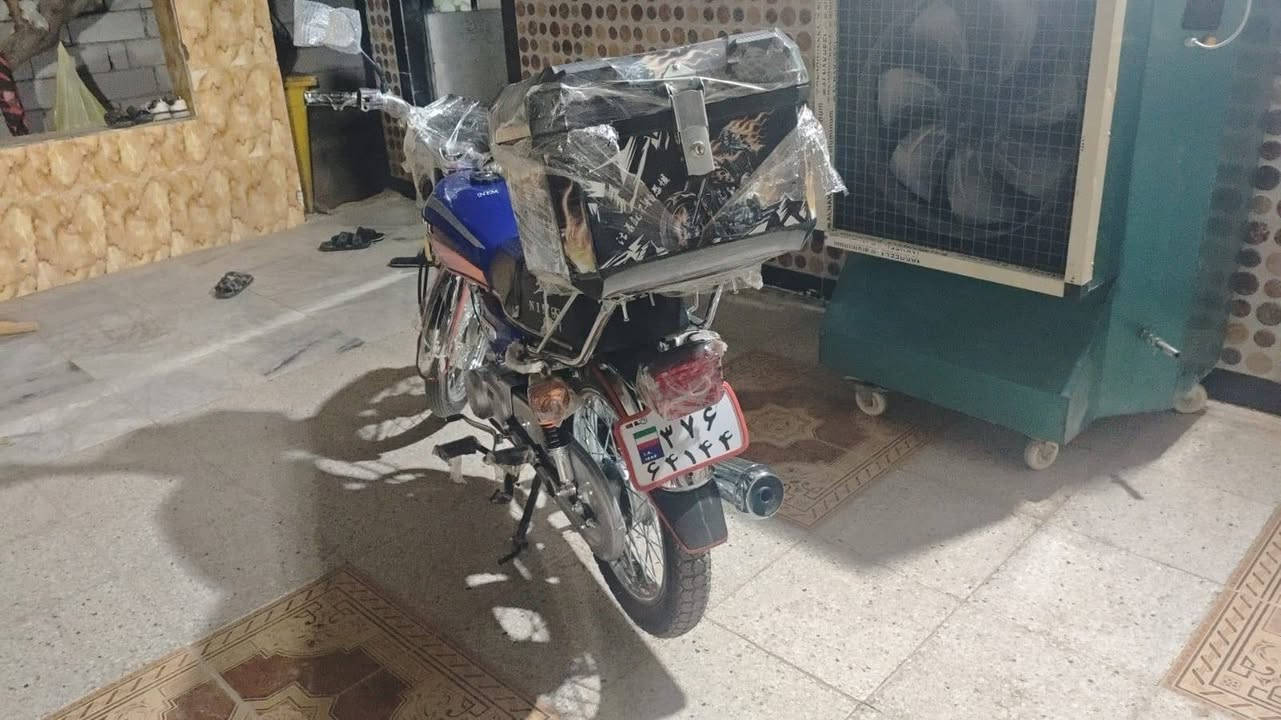 لدراجه نامه اوراق6 سكنر متيازجديده زيرواول تبديله دهن بس مال سحكه المحرك سعر900وبيه مجا بصيط موبايل ***********المكان القرنه
