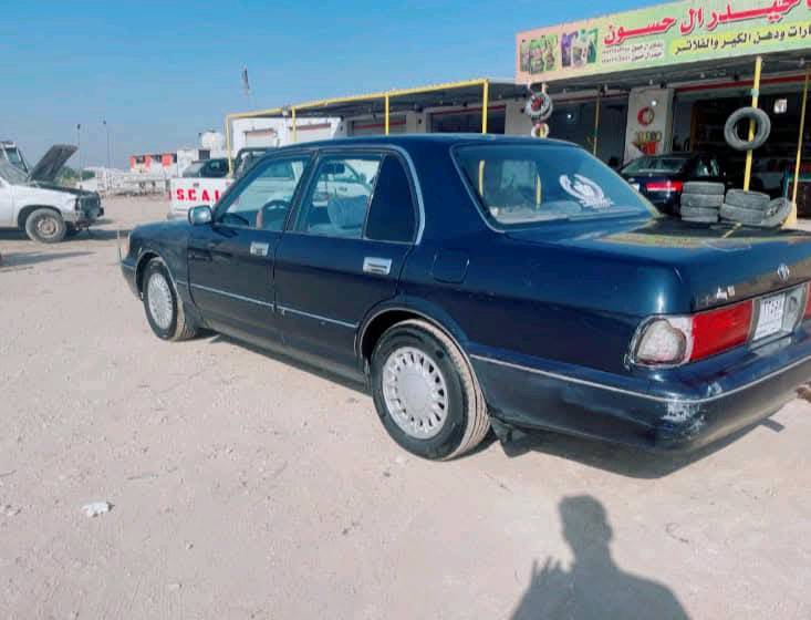 ارنب موديل ٩٤ مكفوله من الصبغ والضربه والخياس وكص ونقل جثه  غرفه السياره جديده شاشه دشبول مكينه ٣٠٠٠ ديلكو حداديه جديده تبريد ثلج منضومه جديده سنويه لل ٢٨ مكان السياره الديوانيه الحمزه الشرقي السعر 70 وبيه مجال علما ان صاحب السياره المالك بالحمزه الشرقي