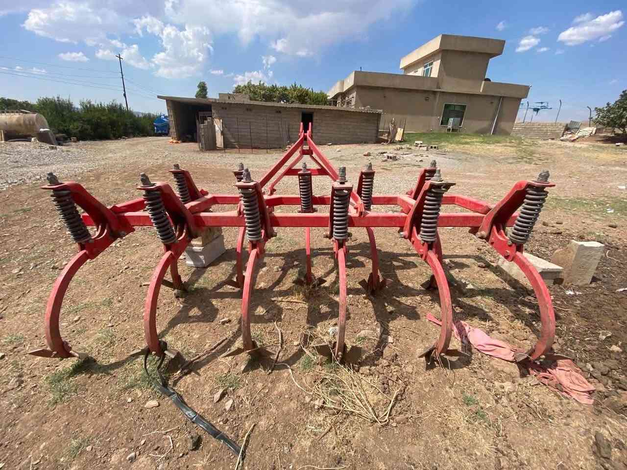 خەرماشەی ١١ قۆڵی بۆ فرۆشتن 
سڵاو هاوڕێیان،ئەم خەرماشە ١١ قۆڵییە بۆ فرۆشتن، زۆر پاك و بێعەیبە و زۆر کەم ئیشی پێکراوە. بۆ زانیاری زیاتر و ڕێککەوتن لەسەر نرخ، تکایە پەیوەندی بکەن بەم ژمارەیەوە:📞 ژمارەی مۆبایل: ***********
