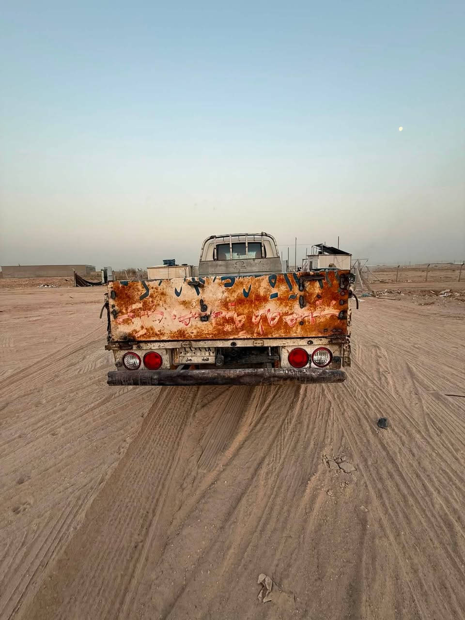 للبيع كيا فحل
السلام عليكم للبيع كيا فحل موديل 2016 رقم نجف الماني سنوية ساقطة  السيارة مبدلة قماره موديل 2009 البليته مال القماره القديمة موجوده  كون انته تسويهة السيارة كير مكينة شاصي مكفول جاهزه للشغل نكره سلف  بس كشرهة تعبان سياره مال شغل السعر 75 ورقه وبيهة مجال تايرات خلفية وويل ووستد محورات 14 

مكان السيارة النجف بسمنه السياره 
***********. سجاد
