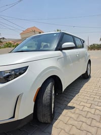 كيه صول 2023  وارد امريكي بأسمي سنويه جديده لون ابيض صدفي فول عدا الفت...