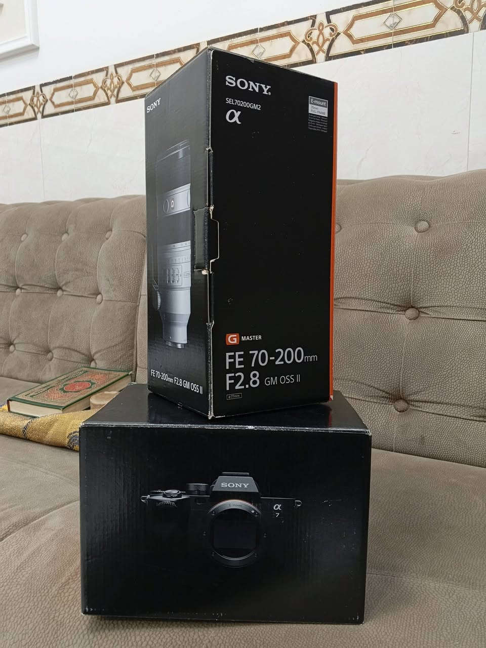 ‏
‏للبيع السريع بسعر جوة السوك

‏🔴 كاميرا Sony A7 IV (سوني A74)
‏السعر 2 مليون
‏عداد الشتر 21,700
‏النظافة 99%
‏كارتونة مع شاحنة وبطارية

‏🔴 عدسة سوني 200-70 (f2.8) جي ماستر الاصدار الثاني
‏السعر مليونين وربع
‏نظافة 99% استخدام قليل جدا جدا

‏📍 الموقع: بغداد
‏📞 للتواصل والاستفسار: ***********
الاسعار بيها مجال للجادين بالشراء

‏
