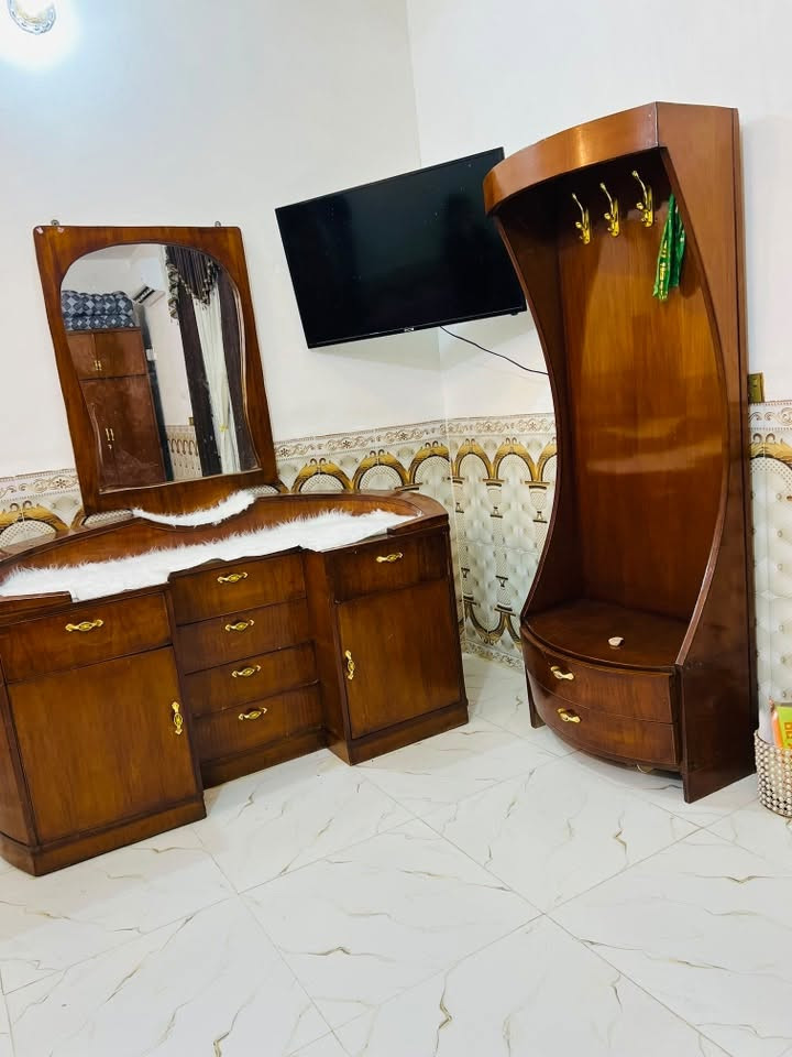 غرفه اخشاب • درجة أولى • الديوانيه