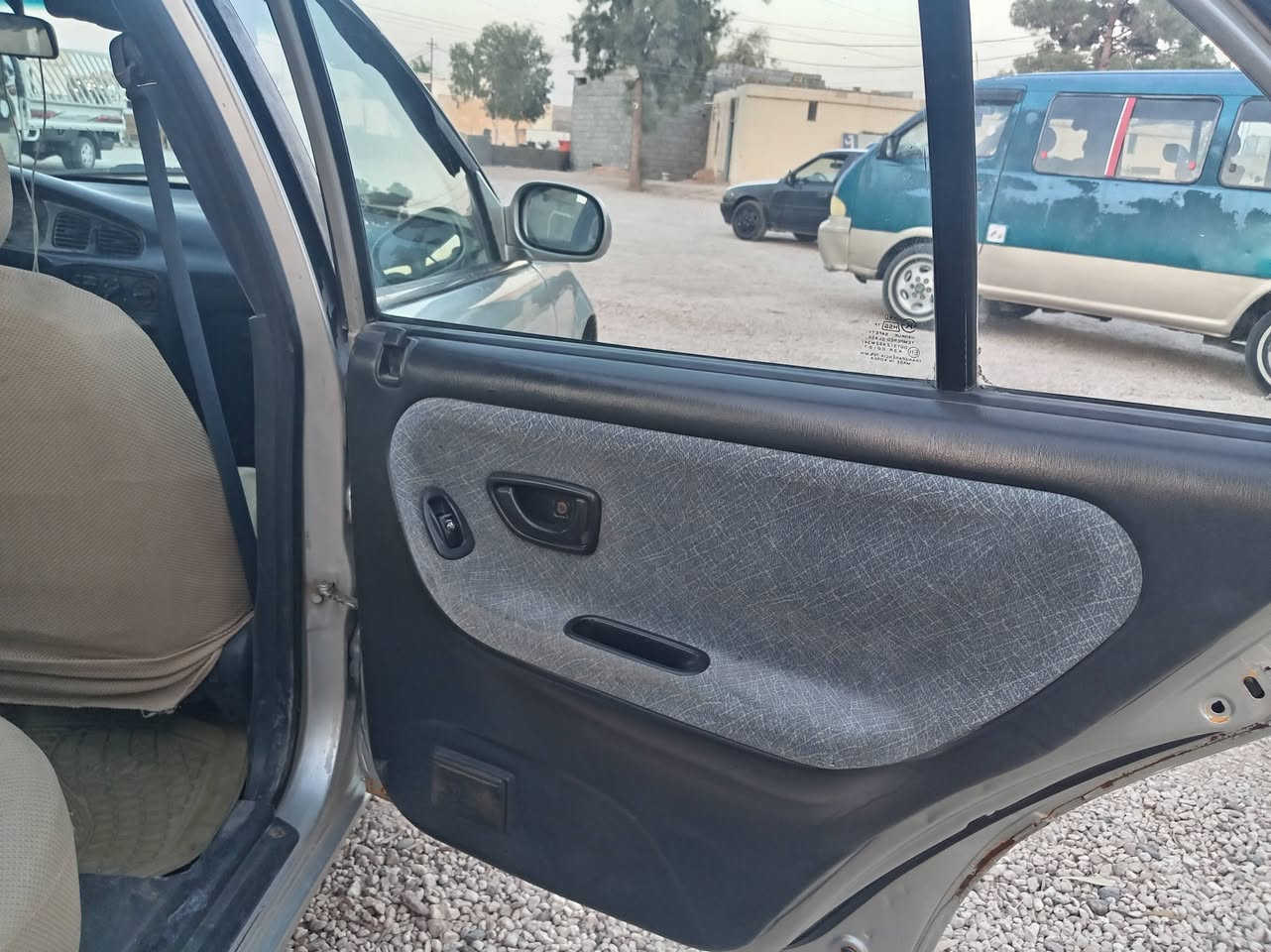 السلام عليكم ورحمة الله وبركاته
للبيع وترهم مراوس حسب القناعه
سوناتا تو. موديل ١٩٩٤مكينه ١٨٠٠ كير عادي مصبوغه جماليه تبريد مو شغال بي صوندا طاكه كهربائيات جاهزة تخم  تاير سنويه ل٢٨ الك تحويل السعر ٤٢مكان السيارة قضاء القائم ناحيه العبيدي تفاصيل أكثر ااتصل
***********
***********
