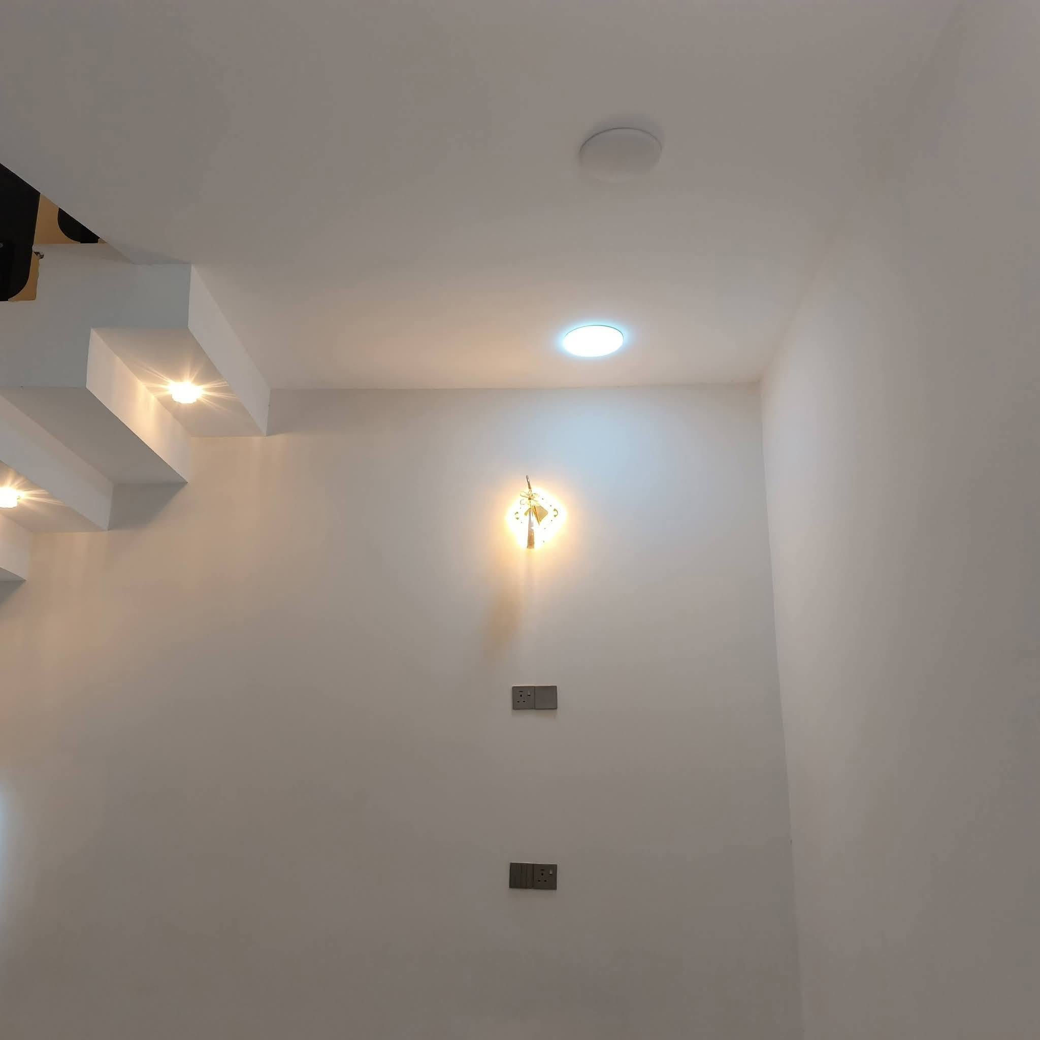 بيت للبيع 100 💯 متر الخاجية منطقة 6000 طابقين 3 غرف نوم درجة أولى خلف السوق العصري الجديد
بصف الركن 
***********
‏‪***********‬‏
بيت للبيع 100 💯 متر الخاجية منطقة 6000 طابقين 3 غرف نوم درجة أولى خلف السوق العصري الجديد
