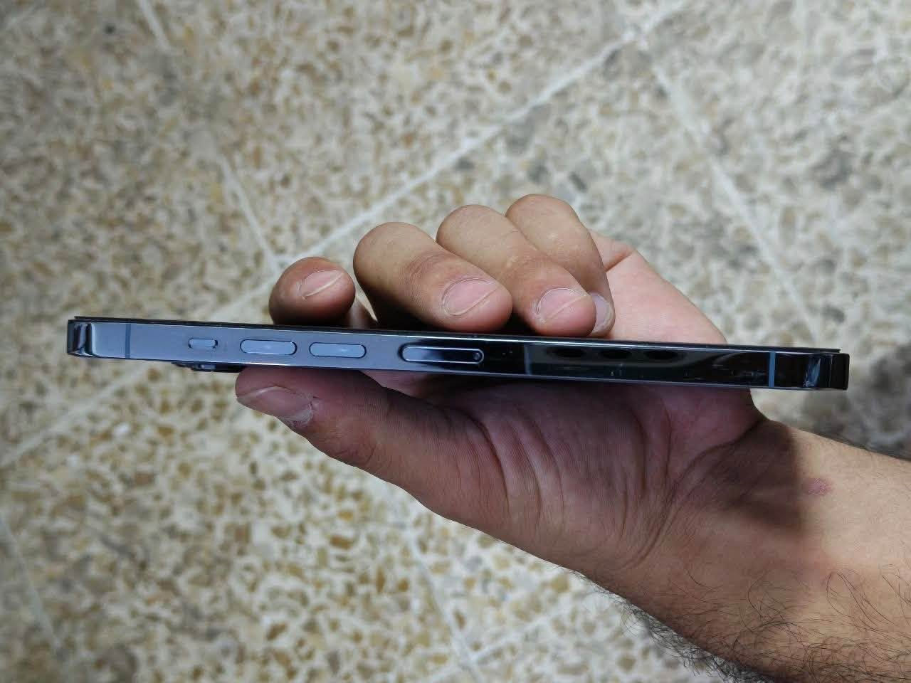 بعد التحيه والسلام 

آيفون 13برو ماكس

ذاكره 128

تك cm

بطاريه 96

نضافه  وفوگ 95

السعر 670 وبي مجال 

التواصل ع خاص 
أو واتساب فقط 
***********
