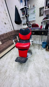 ميوزه • كرسيين • واسط الدبوني
