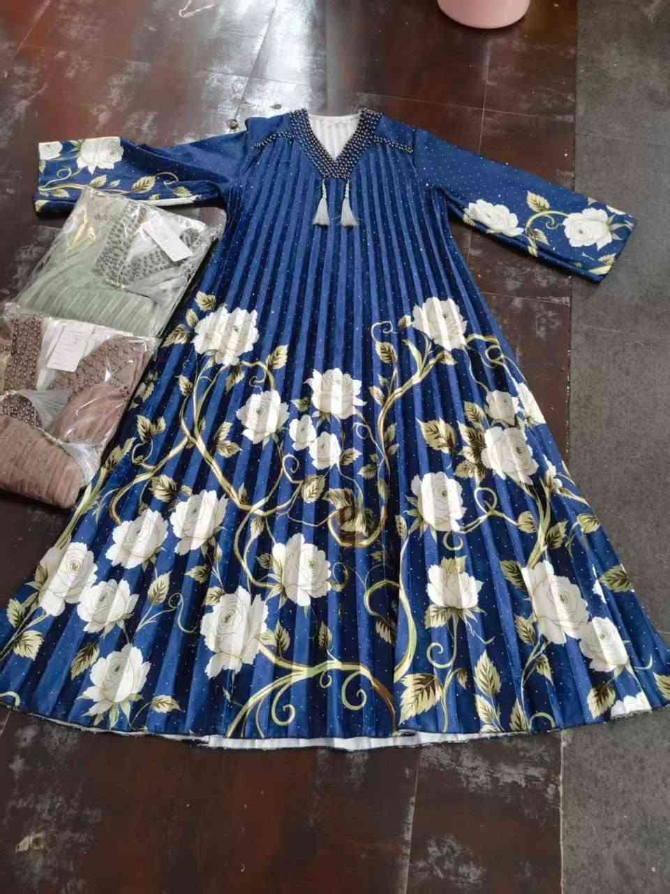دراعة كويتي جكار  كبس    القياسات/L xl xxl 3XL
الدرزن ١٢ قطعه واتساب | *********** 
#رضا_عباس
https://t.me/ruoi_jho
