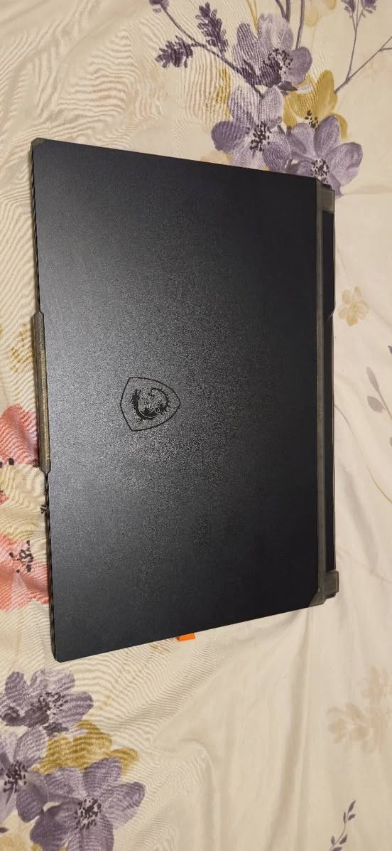 الموديل: MSI Cyborg 15 A13UDX-1292XAE
المعالج: Intel Core i5-13420H
كرت الشاشة: NVIDIA GeForce RTX 3050 6GB
الرام: 16GB RAM
التخزين: 512GB SSD
الشاشة: 15.6 بوصة
الدقة: FHD 1920×1080
نوع الشاشة: IPS
التردد: 144Hz
اللون: Translucent Black
نظام التشغيل: Windows 11 
لابتوب للبيع السعر 900 الف 
بغداد مدينة الصدر قطاع 74 
***********
