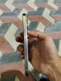 آيفون ١٥ برو ماكس • ٥١٢ • بطارية ٨٧٪