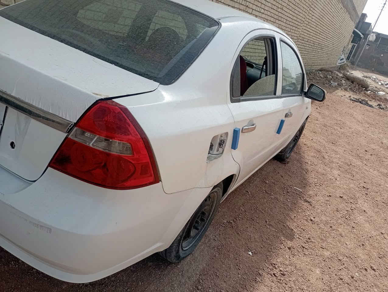 البيع بل نجف ***********بدون23

نص مكتوب في الصور:
- ٢+