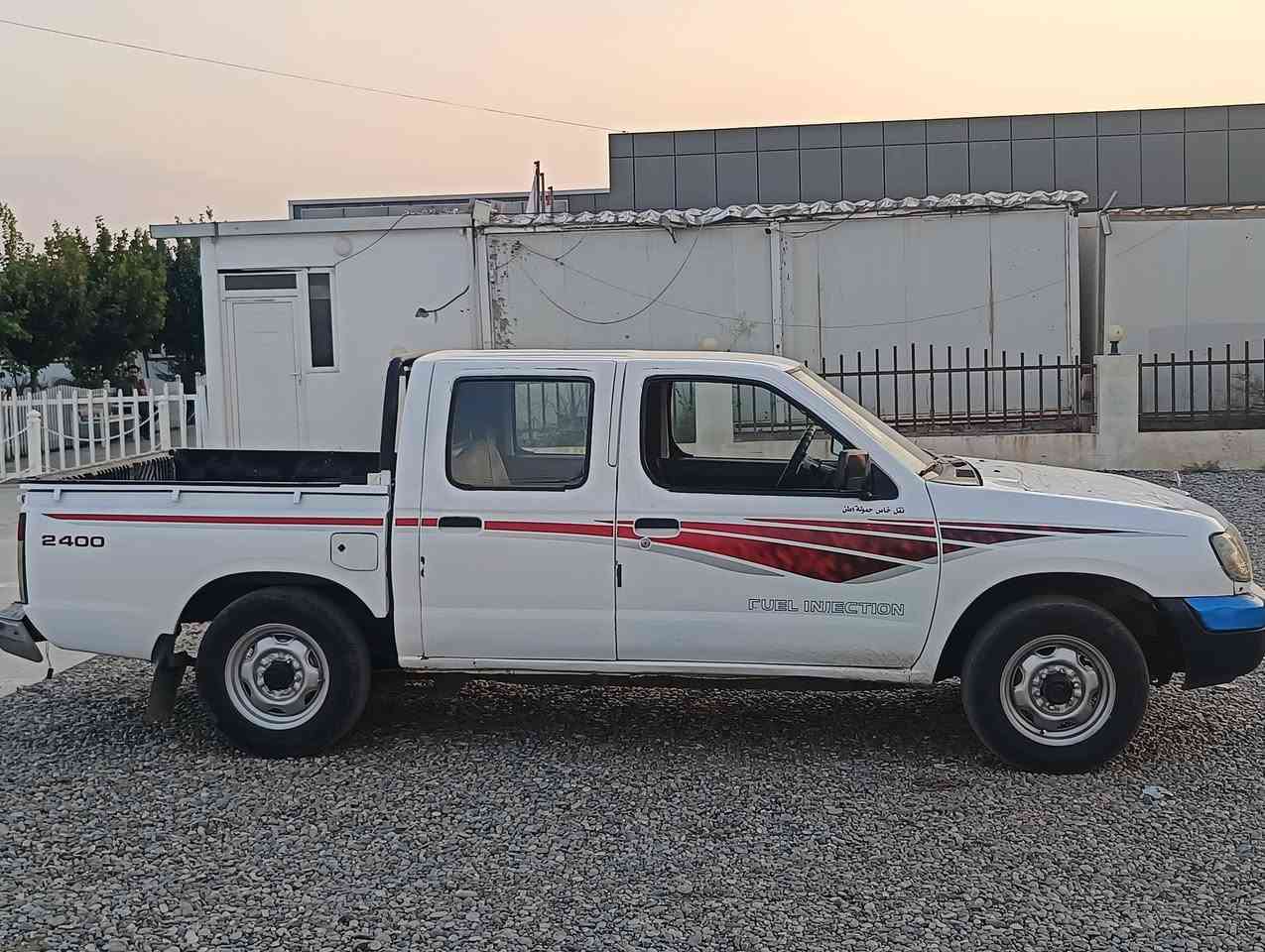 ***********پیکاب نیسان مۆدێل 2003تەبریدوپاوەرگێڕومەکینەوئەکسل بەشەرت دەعم و لێدراوسەقف و شان بەشەرت کارەبای گشتی مەزبوتە مزایدەی عێراق سعری 45گڵاویەک تۆزێک مەجال ***********ژ.م***********ناونیشان چەمچەماڵ

