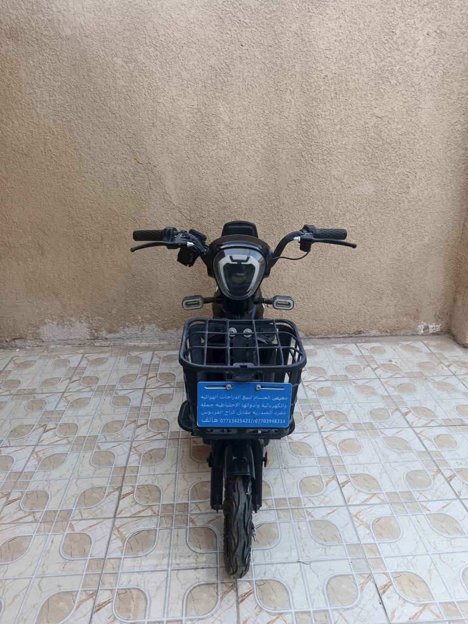السلام عليكم دراجه شحن نضيفه مستعمله قليل عوزهة بطاريات  سويج بصمه حجم 14 السعر 180
 المكان النجف الأشرف حي العسكري گبل للاستفسار ***********
