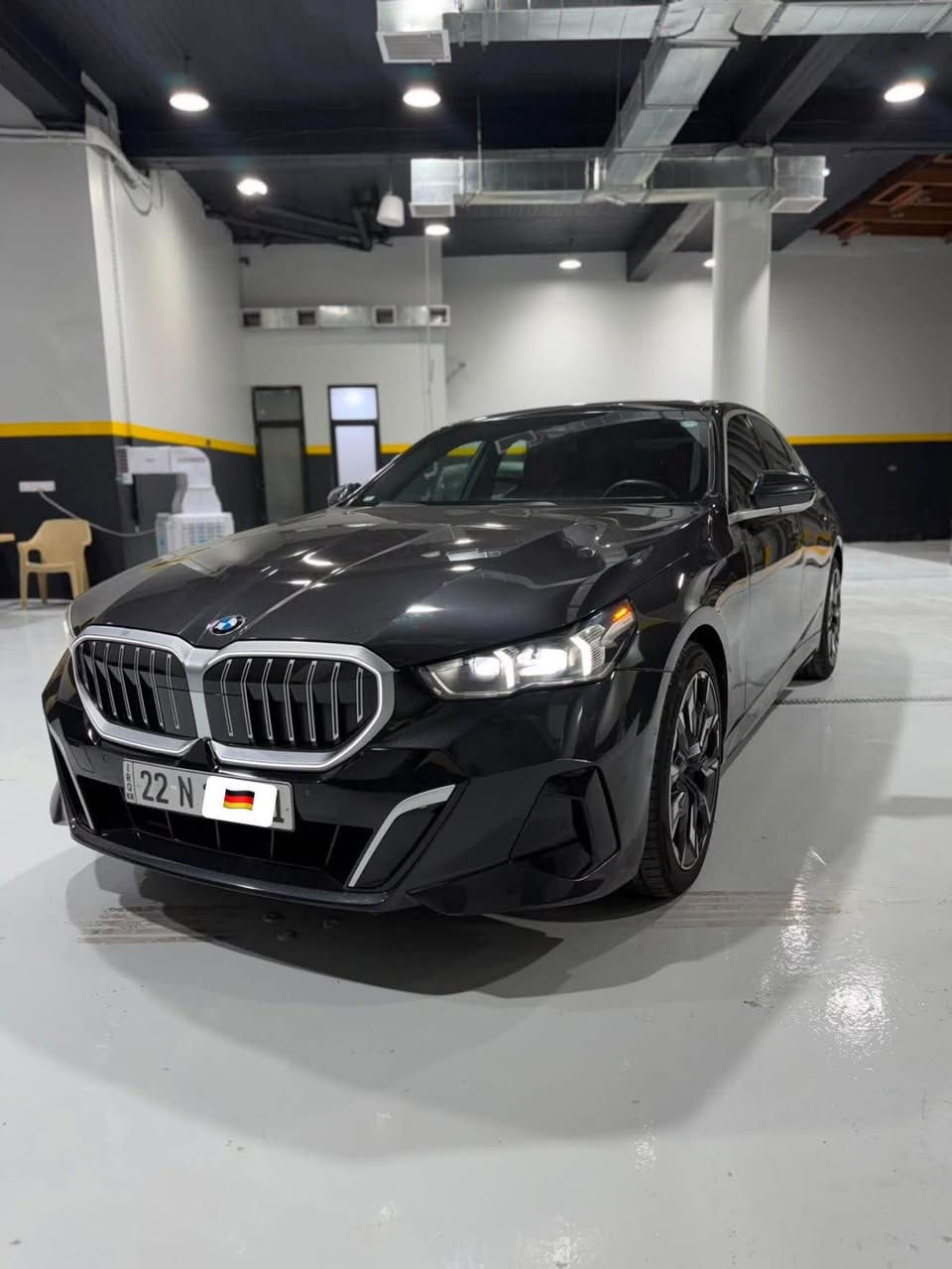 السلام عليكم

للبيع BMW 530i

2024 

عداد 43m

فول مواصفات 

Body Kit M

داخل جلد احمر

هيتر كشنات + ستيرن

فتحة سقف

رادارات 360 

حساسات 360

وباقي التفاصيل والمواصفات معروفة للـ BMW

  

الضرر سطحي جداً قطعة وحدة فقط جاملغ أمامي بدون اي 

دواخل او اضرار 

رقم اربيل بأسمنا تحويل مباشر ثاني يوم

مكان السيارة بغداد

السعر 400$ 

*********** بغداد, العراق
