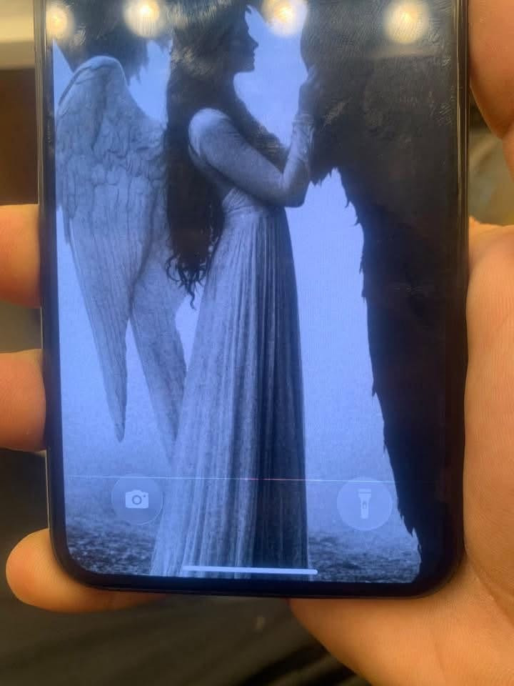 سلام عليكم ايفون 11 برو ماكس
مبدل شاشه تفصيخ + بطاريه تفصيخ وكامره حجم 2x بيه رجفه كلش قليله 
سعره ٢٢٥ واذا اكو مراوس  عادي 

 مكاني بغداد كراده 
***********
