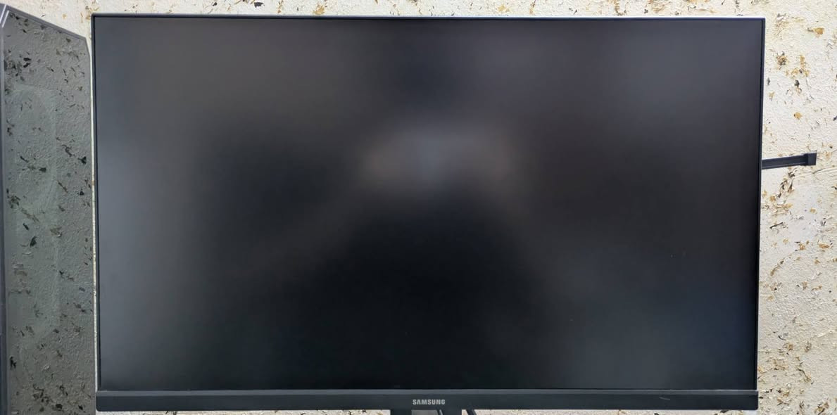 السلام عليكم
شاشة Samsung odyssey G3 للبيع مواصفاتها معروفة

24 inch 

FHD

144 Hz 

1 ms response time 

وياها كارتونتها وكل غراضها كاملة 

السعر 150 الف وبيها مجال 

مكاني بغداد الصليخ وتوصيل ماعندي 

*********** واتساب او اتصال والخاص ايضاً مفتوح
