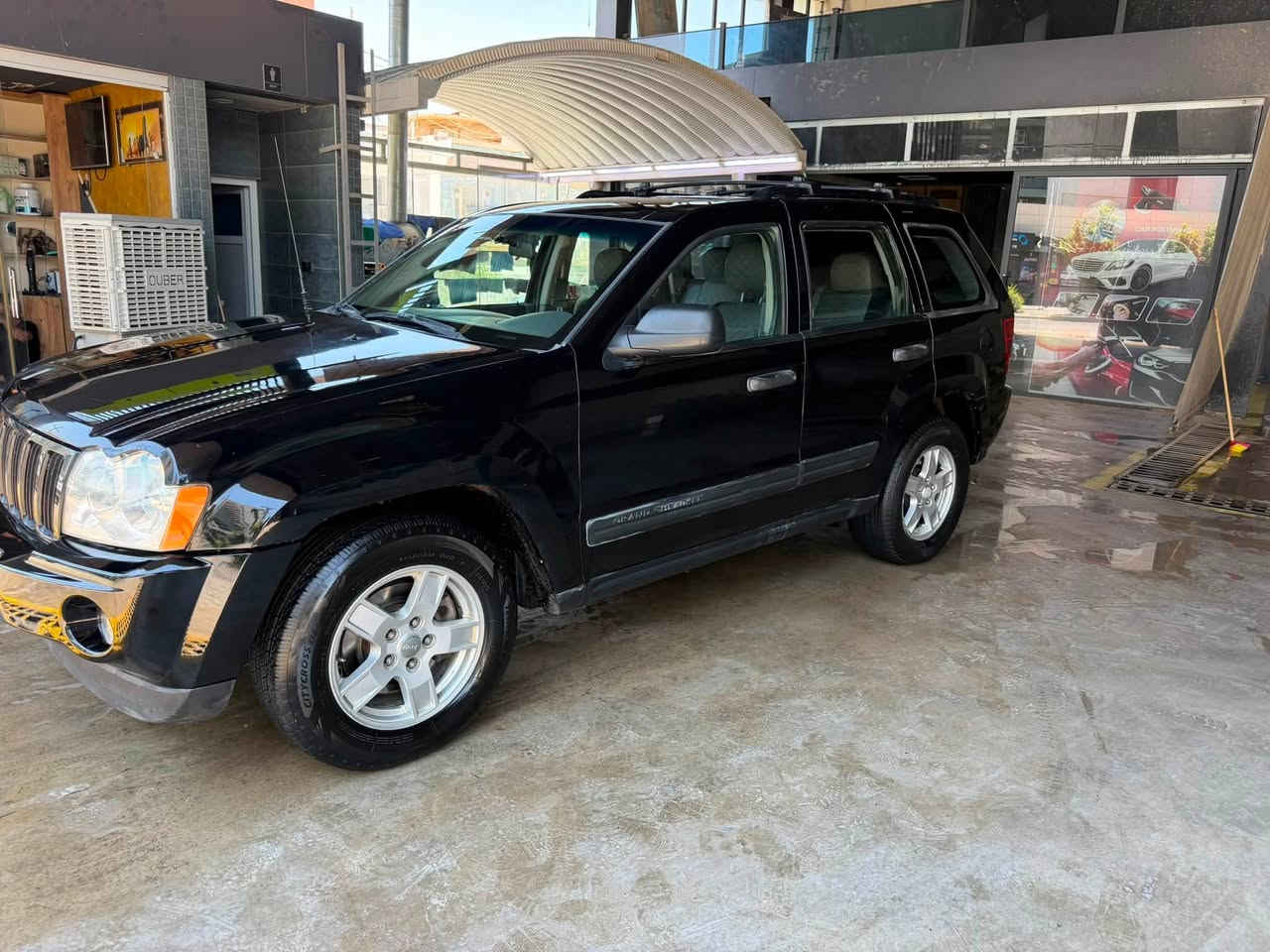 جيب لاريدو 2006
سعر 74ورقە 
ابيع حزام بدون اي حادث 
سياره كولش نظيف 
مابي اي نقص
كير محرك بشرت صفر
***********
مكان سيارة سليماني
