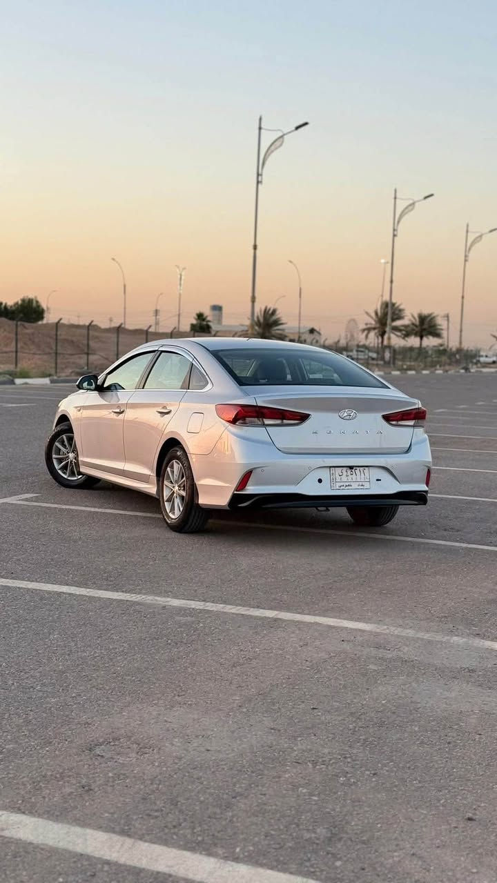 هونداي سوناتا وارد كوري ..
اصـــل غـــاز 

موديـــــل 2021

رقـــم بغـــــداد

حــــرة - بأسمي ..

ماشيـــة 50 الف

مكفولة عدى شبر بارد بالچاملغ عكس السايق

مكانها كربلاء 

للتواصل ***********
