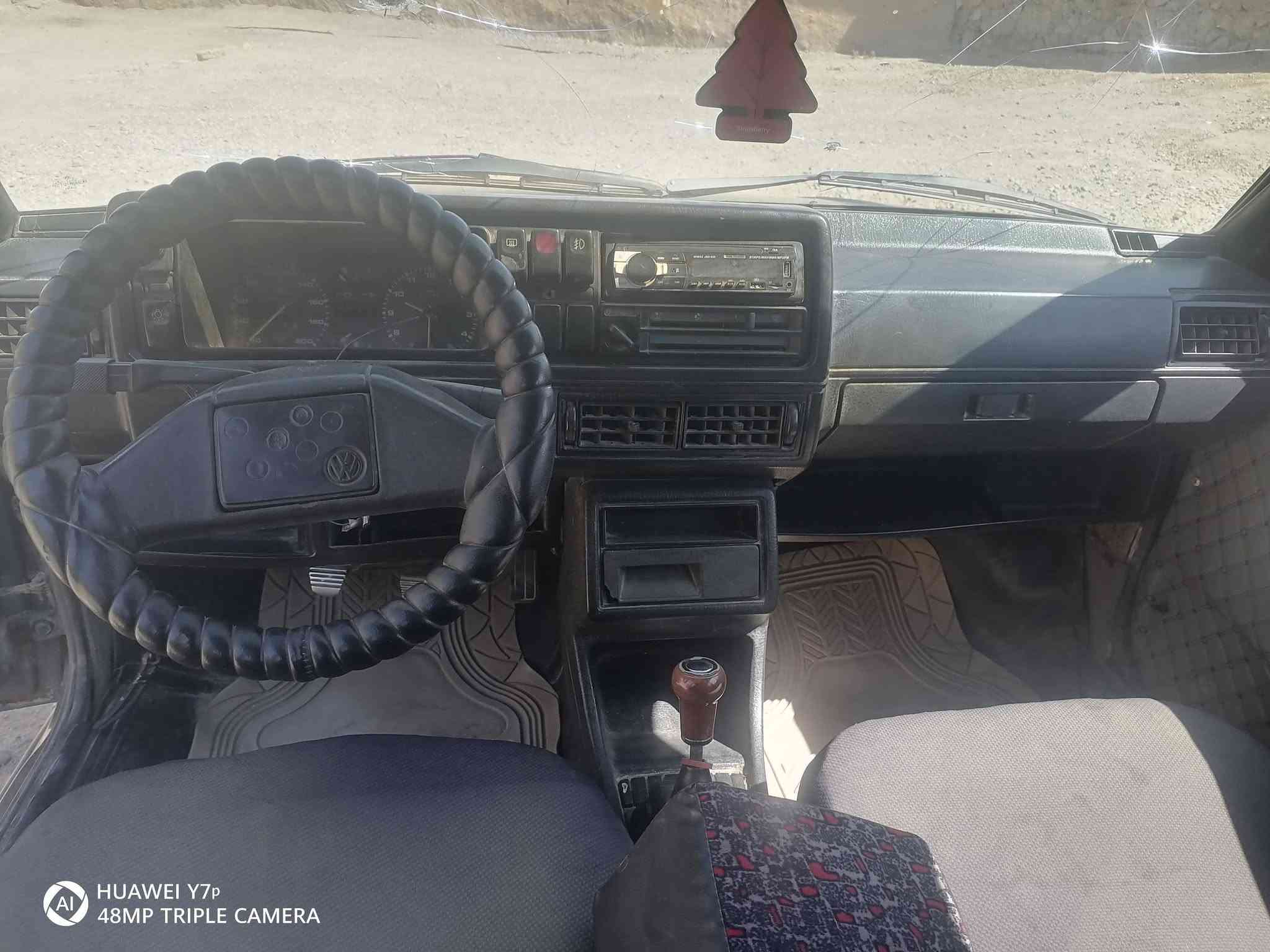 كولف موديل 88 مكينه وكير شرط داخل جديد سياره بلاديه بمعنه الكلمه بلاديه السياره احلا من التصوير/// العنوان موصل حمام العليل السعر 13ورقه هذه رقمي اسيا ***********كورك***********

نص مكتوب في الصور:
- HUAWEI Y7p
- 48MP TRIPLE CAMERA
- AI HUAWEI Y7P
- AI HUAWEI Y70 48MP TRIPLE CAMERA