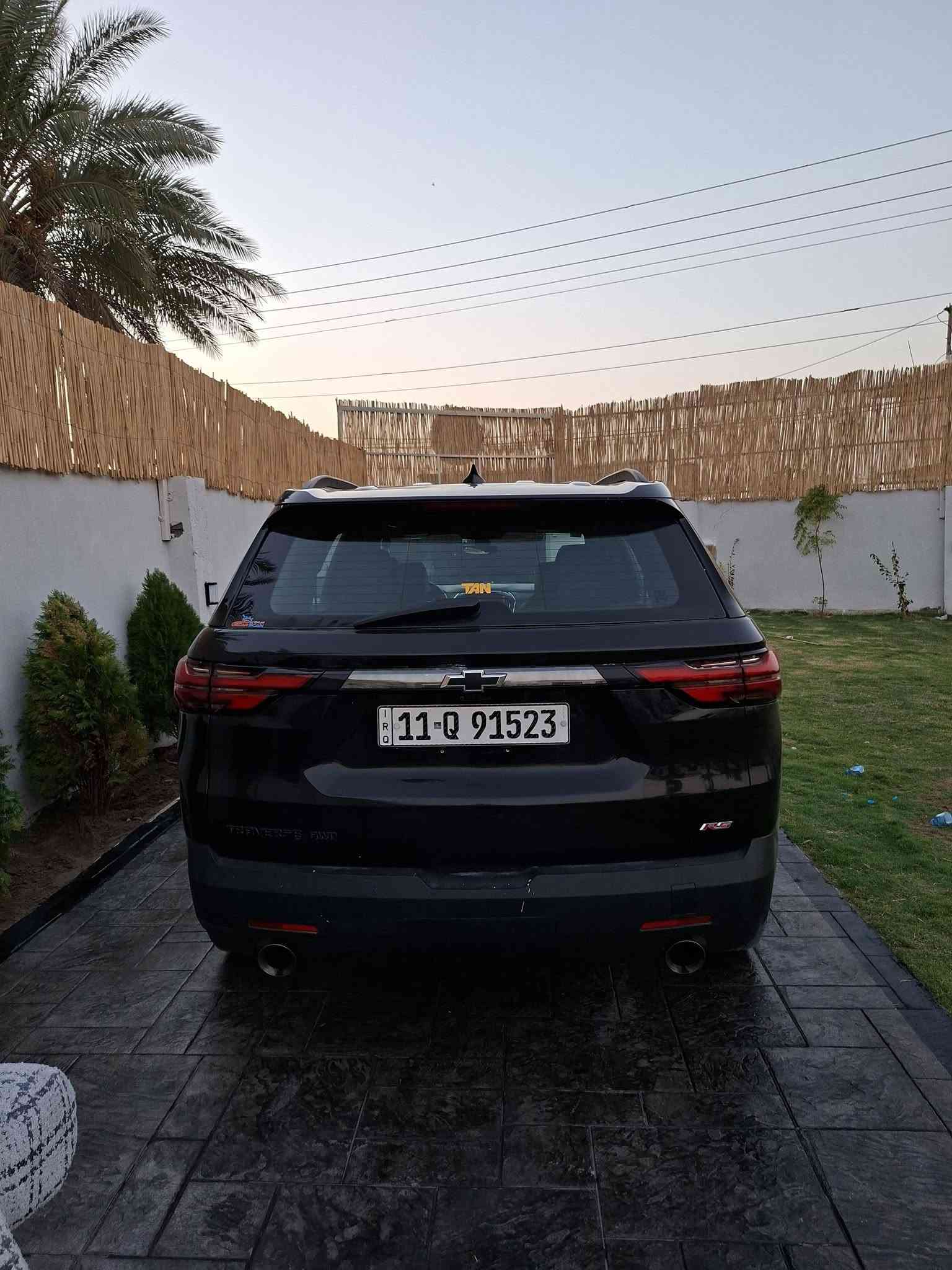 شوفرليت ترافرس RS 2023
اعلى فئة بالترافرس بجم رياضي دعامية اماميه RS يختلف عن باقي الفئات بالشكل 

مواصفات فول من كلشي 

فتحة سقف و بنوراما 
كشنات جلد تطريز RS احمر
دشبول مطعم بجلد 
قاصه 

كاميرات 360 درجة 

حساسات امامي وخلفي 

حساسات بالمري 

مري كهرباء 

تدفئة كشنات وسائق 

كشنات vip منفصلة 

بجم RS يختلف جذريا عن باقي الفئات 

ويل RS يختلف عن باقي الفئات 

الحادث 

تبديل 4 ابواب لون اسود مع تعمير بجهة السايق جاملغ امامي وخلفي والصندوق 

صبغ بسيط بالبنيد جزء صغير 

السعر 21800$  رقم بغداد حرة
***********
يعني 218 ورقة 

سعر جوه سوك ال RS ب 25 ورقة
