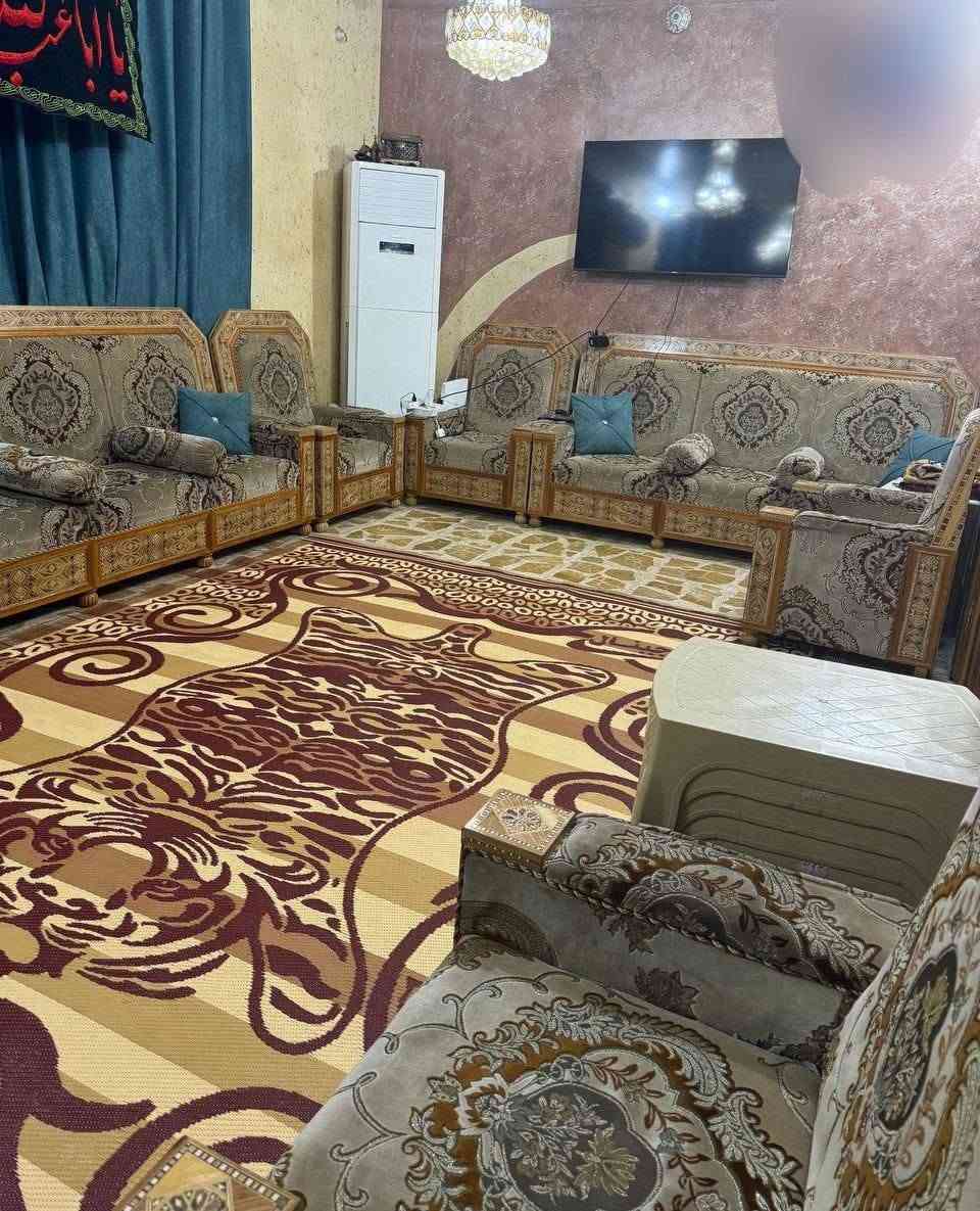 قنفات نظيفات مع طبله وسطيه 15مقعد ،التواصل *********** النجف, العراق
