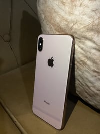 ايفون اكس ماكس للبيع مكفول كفاله عامه مامفتوح ولا مبدل بي اي شي ونظافت...