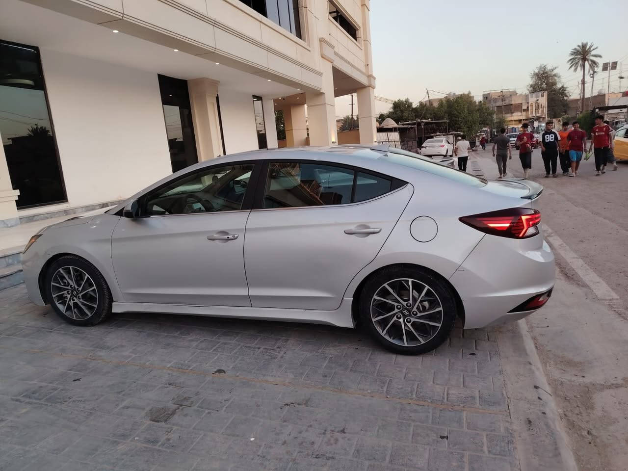 السلام عليكم
هونداي النترا موديل 2019
رقم بغداد تحويل مباشر
موصفات فول واحد على واحد
قطعة وحدة فقط البنيد بدون دواخل
سوبر سبورت رياضي
وارد امريكي
فتحه بصمه
جنطة ذكية
بصمات ابواب
كشنات جلد
رادارات جانبية
اشاير بالمري
سعر 128ورقة وبيها مجال حك جيه
رقم الهاتف ***********
مكاني بغداد المنصور
السونار موجود ويا الصورة سيارة
