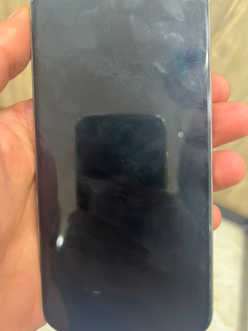 سلام عليكم عندي مبايل 15 pro max 
جهاز ماستر نضيف الله شاهد كارتونه وملحقات ماكو ويا جهاز بطاريته 84 وذاكرته 256
لون تيتانيوم جهاز اي زلغ مابي الله شاهد جهاز جديد تواصل وات ساب ***********
سعره 950 وبي مجال مكاني بغداد شعب
