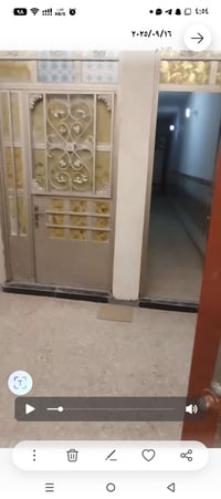 بيت للإيجار • طابق واحد