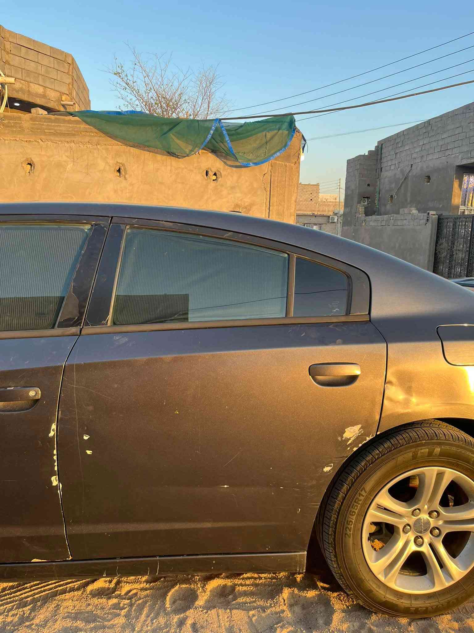 دوج تشارجر 2015 معلايه 2016 اصوليه تحولت من معوقين صارت حره السياره محرك كير كفاله تبريد جديد حداديه جديد كشنات حضن شاشه جبيره حساسات خلفيه لايتات ليد موديل 23 وارد كندي ضربتها مدكر جهة السايق مبدل وبيبان 2 جهة السايق مسمكرات البقاي دحجات السياره 140 ورقه بيها مجال سنويتها 28 تنتهي باسمي  ***********
