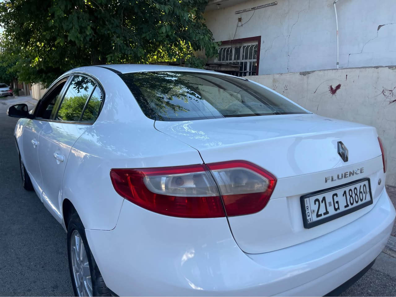٣ پارچەی بۆیاخە بێ ناوگرتن
گێڕ و مەکینە و تەحویل بە شەرت 
سعری ٦٧ گەڵا و کەمێک مەجال 
*********** السليمانية, العراق
