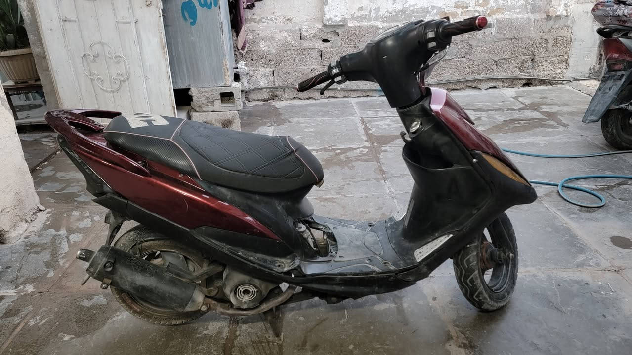 سلام عليكم ماكس عدلة نكرة سلف
اي عطل ما بيها فقط لايت 

بوشة ٥٥

صالنصة FM

كلج خلف رياضي شركة ياماهة

شلعة ومعدل خير من الله مكينه كلش قويه 

كهربائيات كلها شغالة 

السعر /425 بيها مجال 

العنوان بغداد الحريه 

هاذا رقمي متواجد واتساب

***********
