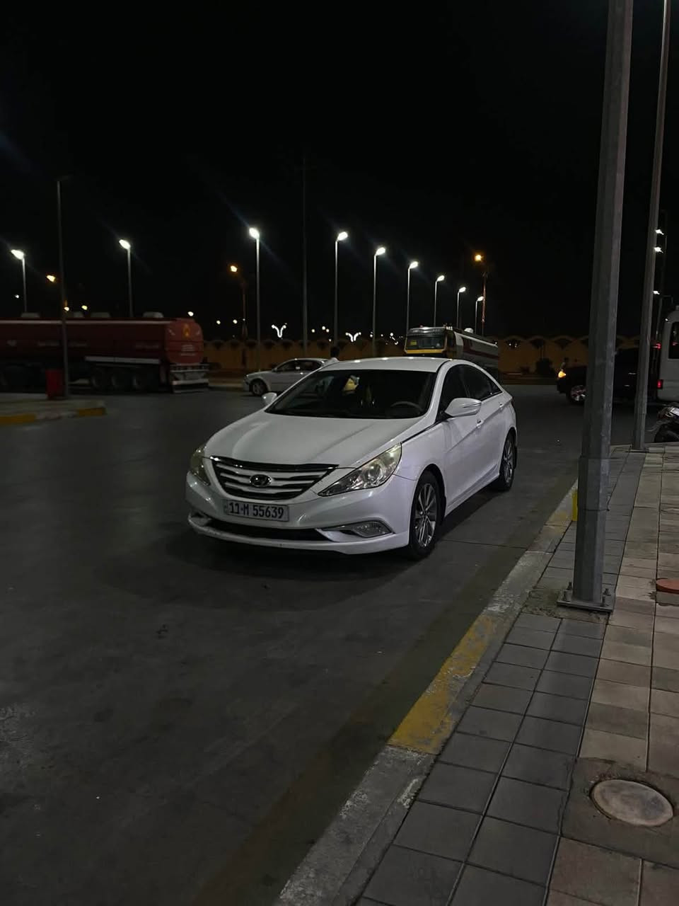 سوناتا 2014 خليجي مكفوله كفاله عامه عدى الهلال الخلفي للجاملغ مرشوش وبيها تكحيلات بالبنيد 

مواصفات الشركة العامه للسيارات 
محرك 2400 دوش 
محرك نضيف ما مفتوح مكفول 
الكير مكفول استخدام شخصي 
السعر 135 
للاستفسار الرقم 
***********
