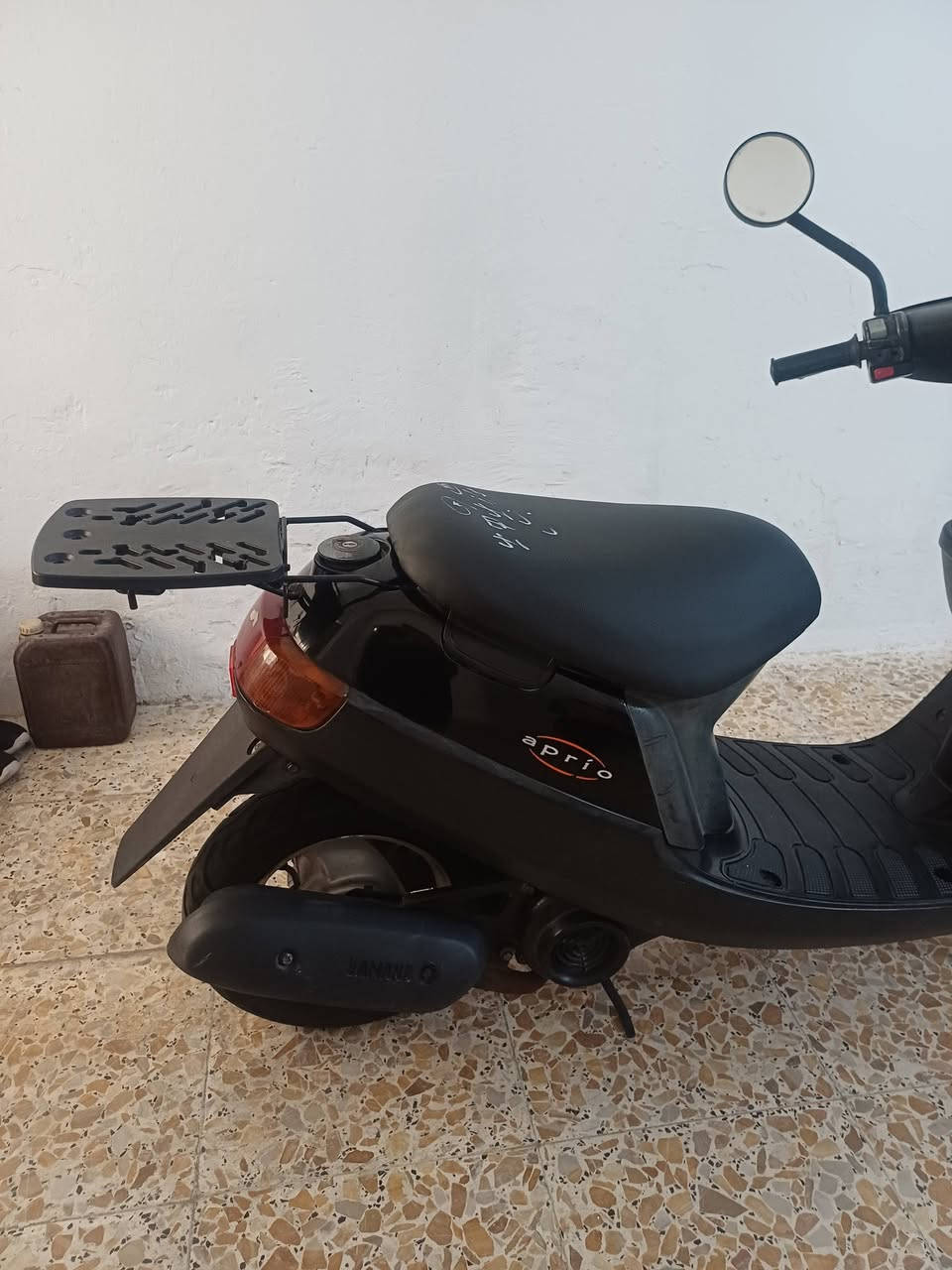 للبيع بطه ياباني اصلي دراجه منزلينهه رمبه ماشيه 7600 بعدهه جديده فحل قفل اكسل كلشي بيهه بلادي شركه مختمه يابان السعر 475 الف مكاني بغداد البنوك او بغداد تقاطع الكياره ماكو بنضافتهه بهل سعر بس متوازي *********** لايت زنون
