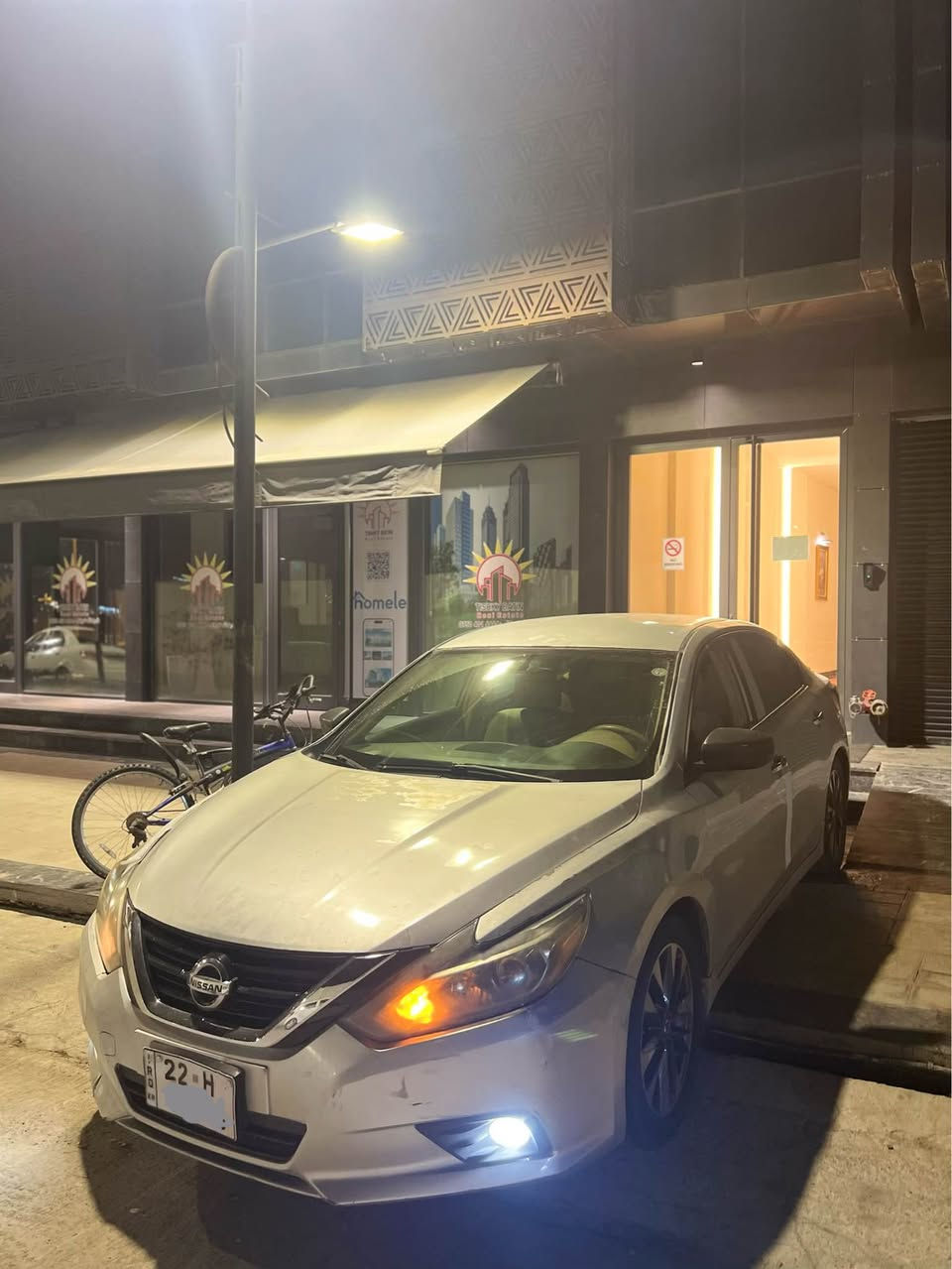 Nissan altima 2016 S                              بوفروشتن ناوزةرد مواسةفات بةسمة شاشة كاميرا تعديل سرعة گوشين كارةباي زور مواسةفاتي تر سةيارةكة سبوغ عام نيية بة سبوغ عام دةفروشم بي ناوگرتن پيش و پشتي كةپسة   هةموو شتي نوية سةنةوي هةتا ٢٠٢٨ وة ١٠ وةرةقة غرامةي لةسةرة گير و مةكينةو تةبريد و تةقةو رةقةو بةناوكردن غةرامة وةرگةران براوة هةمووي بةشةرت سبوغةچي دةويتةوة سعر  ٩١        وةرةقةو مةجال شوين هةولير *********** أربيل, العراق
