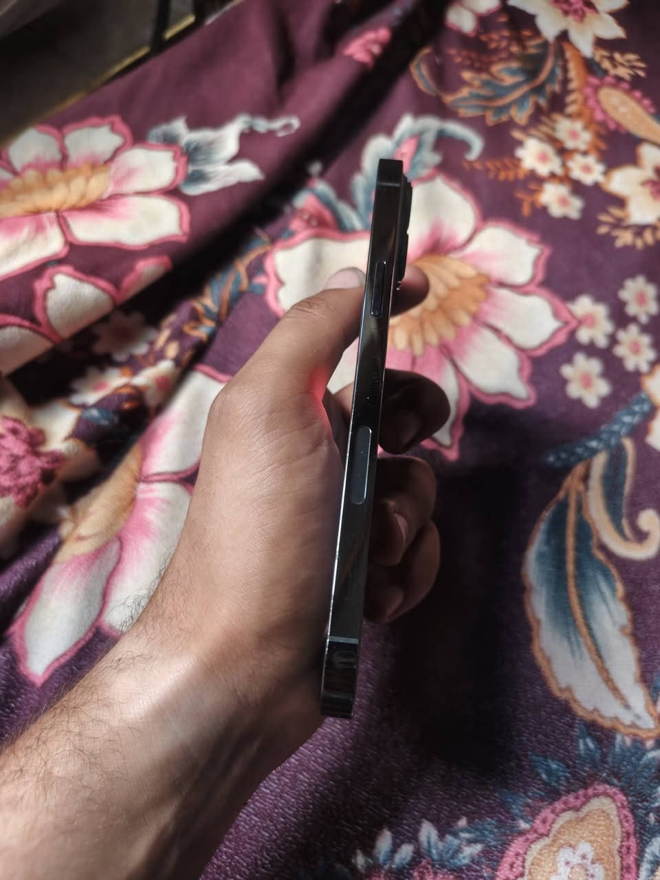 إيفون 13pro max 512
السعر 690
ذاكره 512بطاريه 92  نضافه 99/100وتر مكفول مكاني بابل المسيب الاتصال ع رقم ***********
