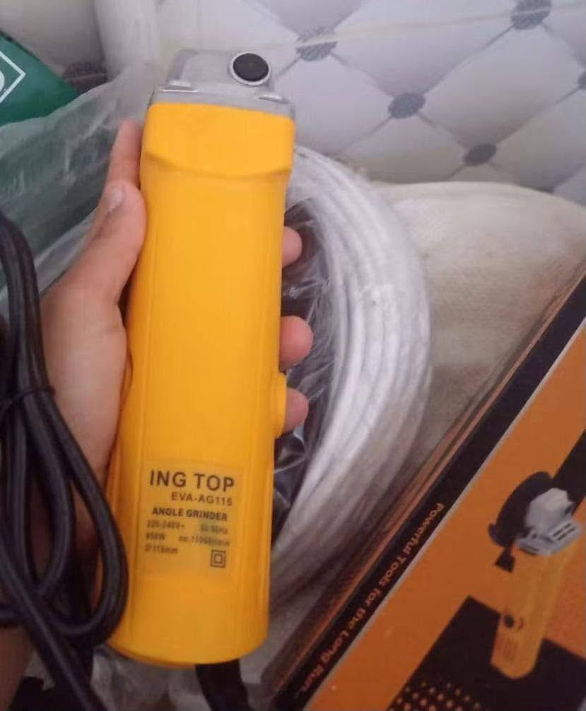 عمي راح ابيع كوسره ودريل كهربائية                 خساره ثنينهم ب35 الف والتوصيل عليه 😡
