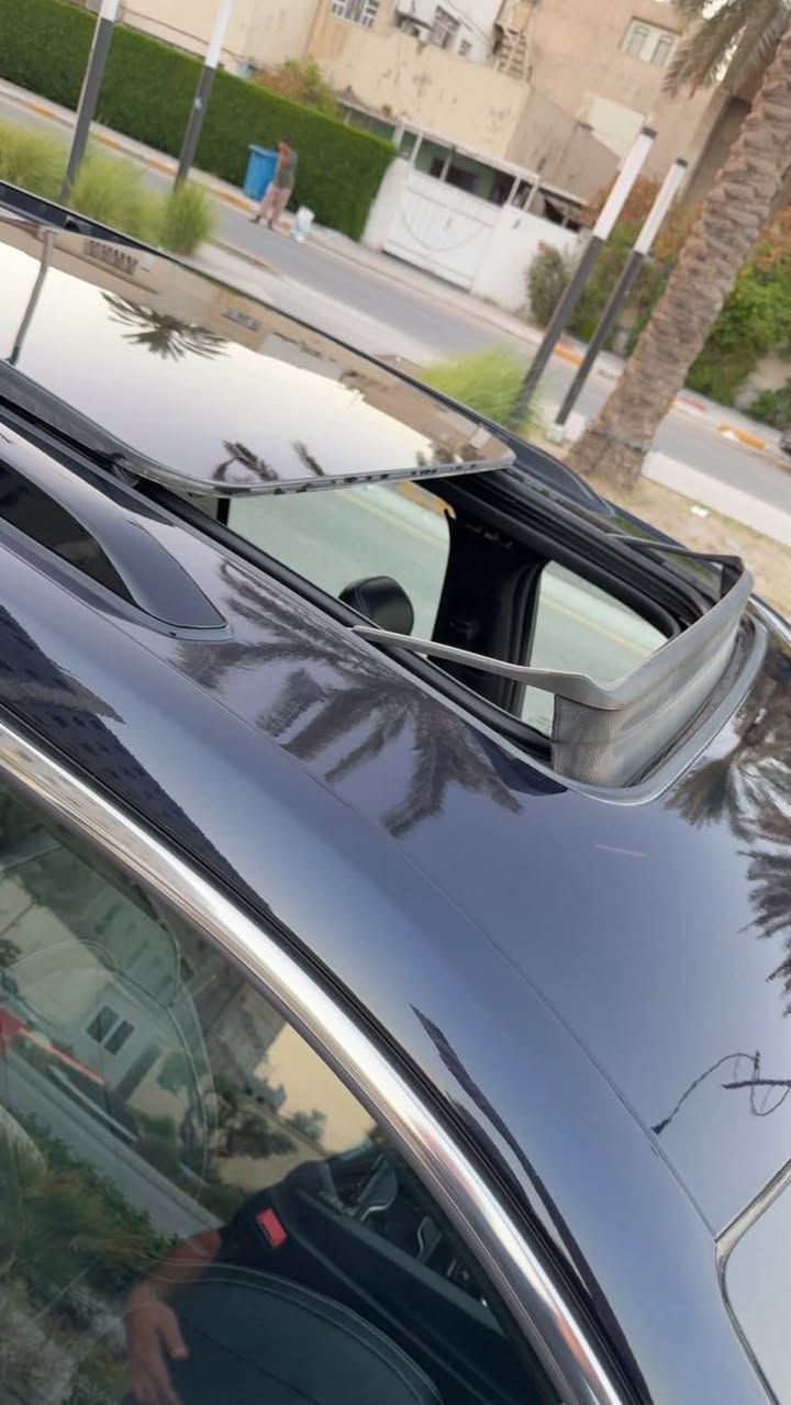 جيب أوفرلاند 2024

بيع او مراوس كورلا او كامري

حجم المحرك 2000 تيربو هايبرد
(392 حصان ) بقوة محرك v8

ماشيه 9 الاف مايل

رقم اربيل بأسمي

اللون نيلي

لون الداخل اسود 

مفتاح التشغيل بصمة 

تشغيل عن بعد 

بانوراما

جكات

فتح الصندوق كهرباء او تمرير قدم

 دفع رباعي 4xe

رادار امامي 
رادار خلفي
رادار جانبي

مانع تصادم

 تحديد المسار

مستشعر نوم السائق مع نظام توقف آلي

أوتو بريك

حساسات أمامية

حساسات خلفية 

لايت زينون + LED 

كشافات 

بك لايت LED 

جكات ( نظام الاوفرود )

ويل كب 20

4 دسك

حساسات ضغط الاطارات 

اشارة في المرايا الجانبية 

هيتر المري الجانبية

المرايا قابلة للطي كهرباء 

النقطة العمياء

كير ماوس 

4 وضعيات للقيادة

هاند بريك كهرباء 

دشبول شاشة ديجيتال 

شاشة Apple Car play 

كاميرا دوارة 

اناره الداخلية LED متغيره

مقود جلد حياكة  

شفتات مقود 

مثبت السرعة Cruise 

المودات والاوامر الصوتية 

مخرج منفذ الطاقة 

فحص نظام السيارة 

تتسع المقصورة ل 5 ركاب

المقاعد جلد 

المقاعد الامامية كهرباء 

تدفئة وتبريد المقاعد الأمامية  

تدفئة المقاعد الخلفية

ذاكرة وضعيات الجلوس للمقاعد الأمامية

مثبت مقعد الأطفال ISOFIX 

تبريد شاشة مناخين منفصلين 

قطعتين تبريد 

نظام مانع الانزلاق  

حاملات الأكواب 

تطعيم الدواخل ألمنيوم 

وبعد بيها هواي مواصفات 

راسلني ادزلك صور الحادث

مكان السيارة بغداد - حي القادسية 

رقم الهاتف ‭‬*********** بغداد, العراق
