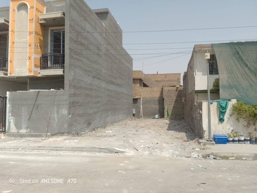سلام عليكم قطعه ارض البيع مساحه 150)واجهية 7ونص متر ونزال 20متر) القطعه ميزه في منطقت الشباب) كافت الخدمات قرب المدرسه ابن البيطار) (***********)الاستفسار
