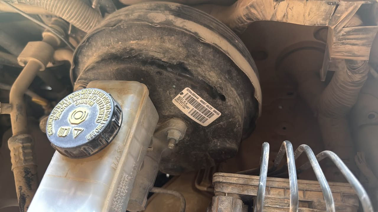 �🔧 مركز الأبرار لصيانة الفرامل 🔧🚗
👨‍🔧 بإدارة: سيف – خبرة خارج العراق

إذا تحس ضعف أو صوت بالفرامل، لا تخاطر!

✔️ فحص شامل ودقيق
✔️ تبديل فحمات وخرط دسك
✔️ تبديل زيت فرامل
✔️ تصليح كليبرات
✔️ شغل نظيف ومضمون

🎁 عرض خاص:
فحص مجاني + خصومات للزبائن الجدد

📍 (الانبار
مركز الابرار.  منطقة 5 كيلو شارع 100مقابيل ن والقلم الترفيهي مجاور وكيل الزيوت ابو كرم الحياني واولاده )
📞 *********** Singapore
