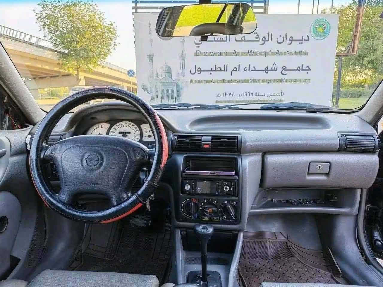 وبل استرا  موديل 93محرك2000 كير اوتوماتيك داخل جلد فول مواصفات رقم بغداد تحويل مباشر  صبغ جمالية بدون حادث بدون خياس السعر50وبيهة مجال الرقم ***********
