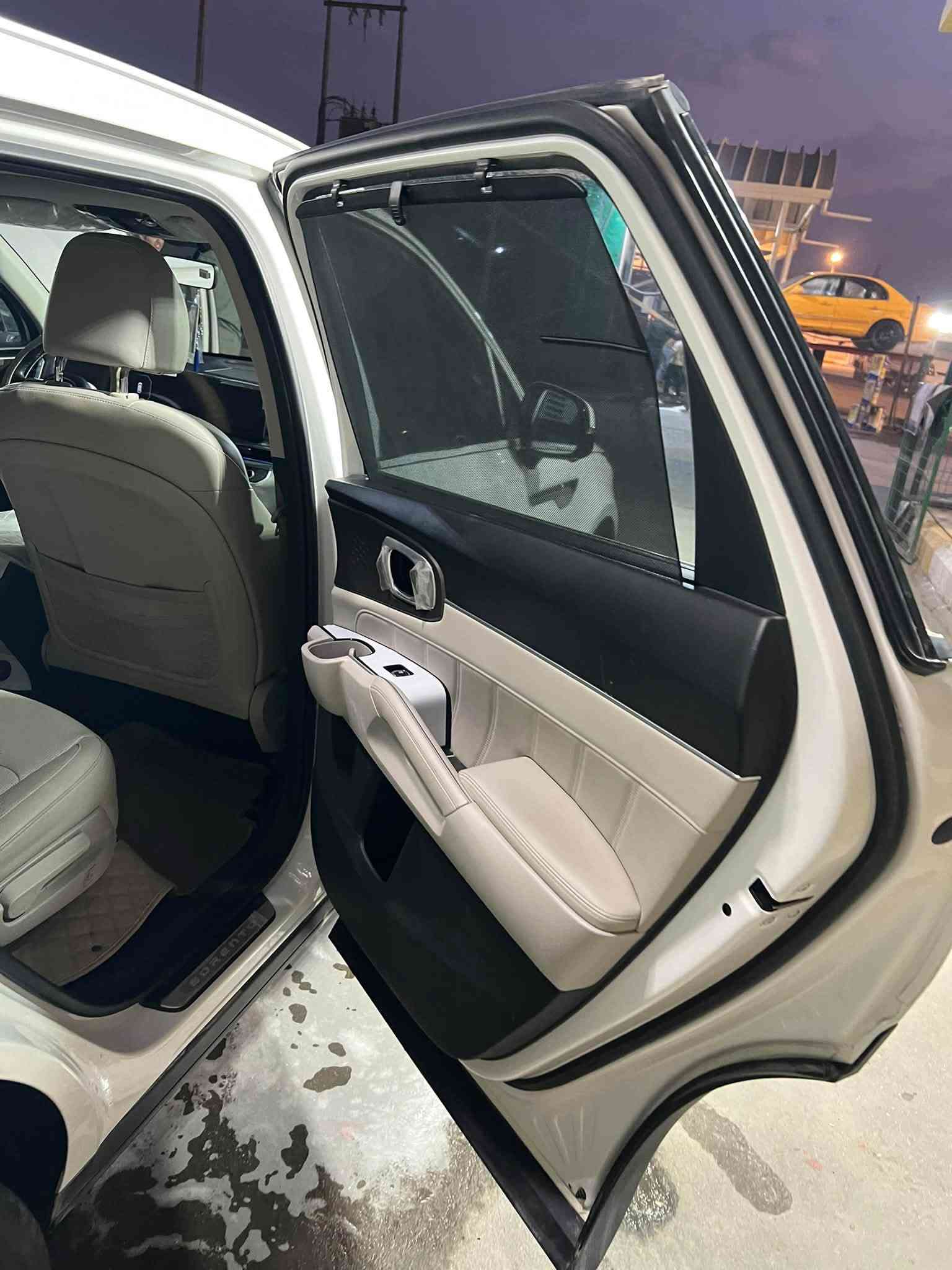 سورنتو موديل 2024 خليجي vip كفاله عده رصعة بسيطة مقدمة الجاملغ الأمامي  ماشية 42 km
بانوراما 
كشنات جلد  كهرباء  
تدفئة تبريد كشنات 
جنطه كهرباء 
بردات خلفيه 
بعد بيها هواي مواصفات  

رقم بغداد بسمي تحويل ثاني يوم 
السعر 290 $وبيه مجال
مكان السيارة ذي قار معرض بركة ام البنين  شارع ياحسين

للاستفسار الاتصال ***********

