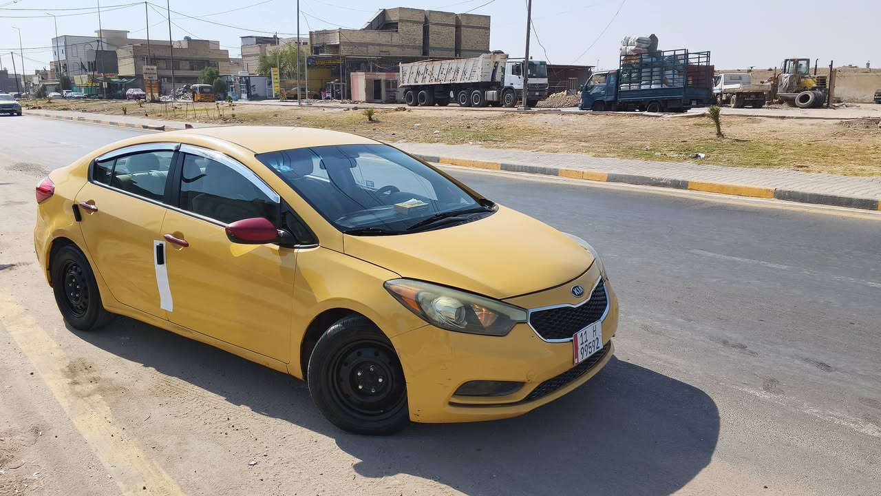 السلام عليكم فورتي موديل 2015 وارد امريكي مكينه 2000 دوش مصفره هيئه وغرامات تحويل ثاني يوم سياره خير من الله حادثها 3 قطع مثل ما موضح بالسونار مجفته تجفيت وكاله وغراض اصليه السعر 100 وبيها مجال المكان بغداد ( *********** )
