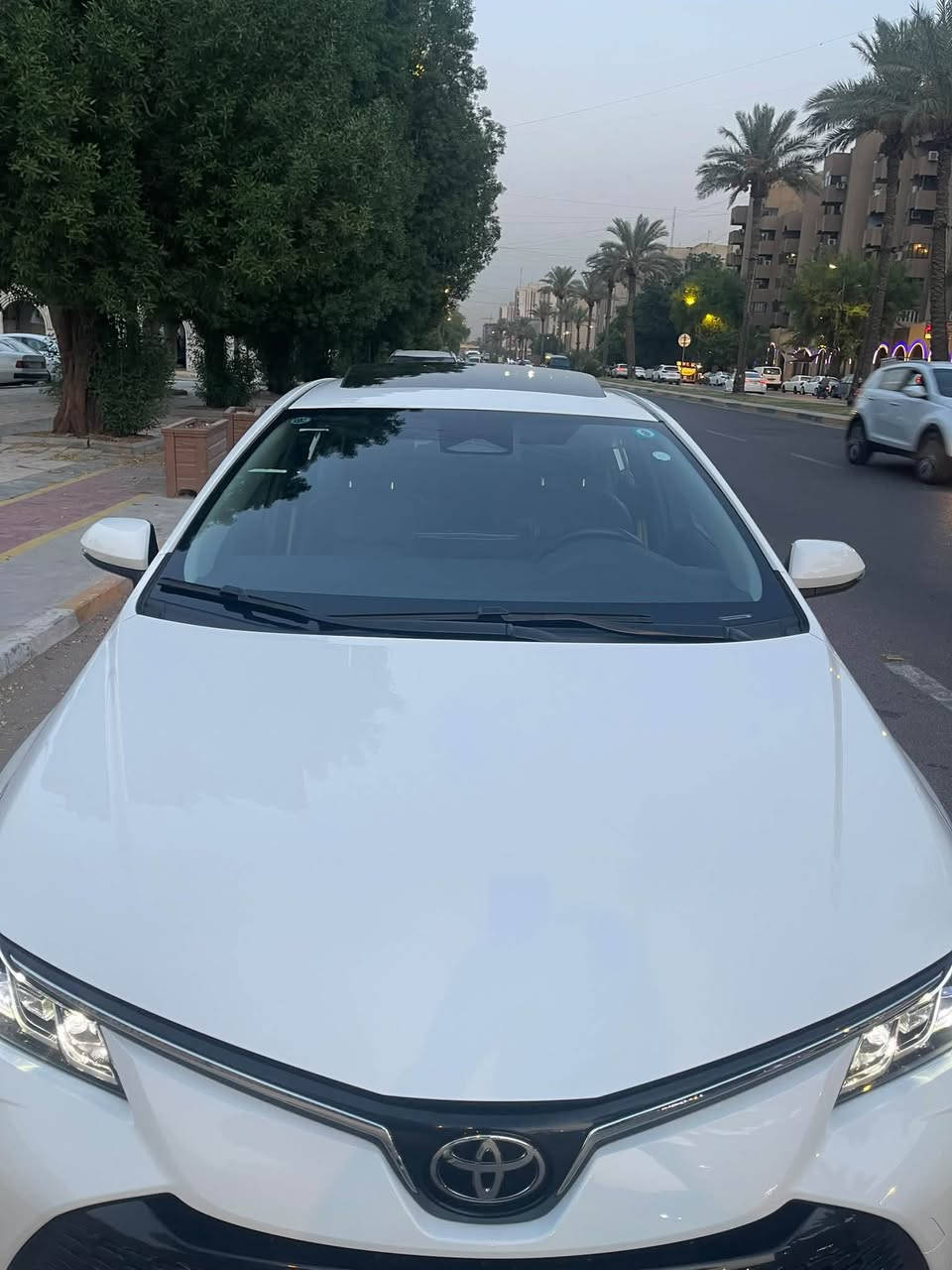السلام عليكم سياره للبيع كورلا 

السياره موديل 2025 فوول مواصفات السياره جديده  بمعنى الكلمه ماشيه 7 الف 
كفاله عامة ماعده شخطات بسيطه 
مكان السياره بغداد 
بغداد باسمي 
الستفسار ***********

السعر 158 مجال بسيط جدا
